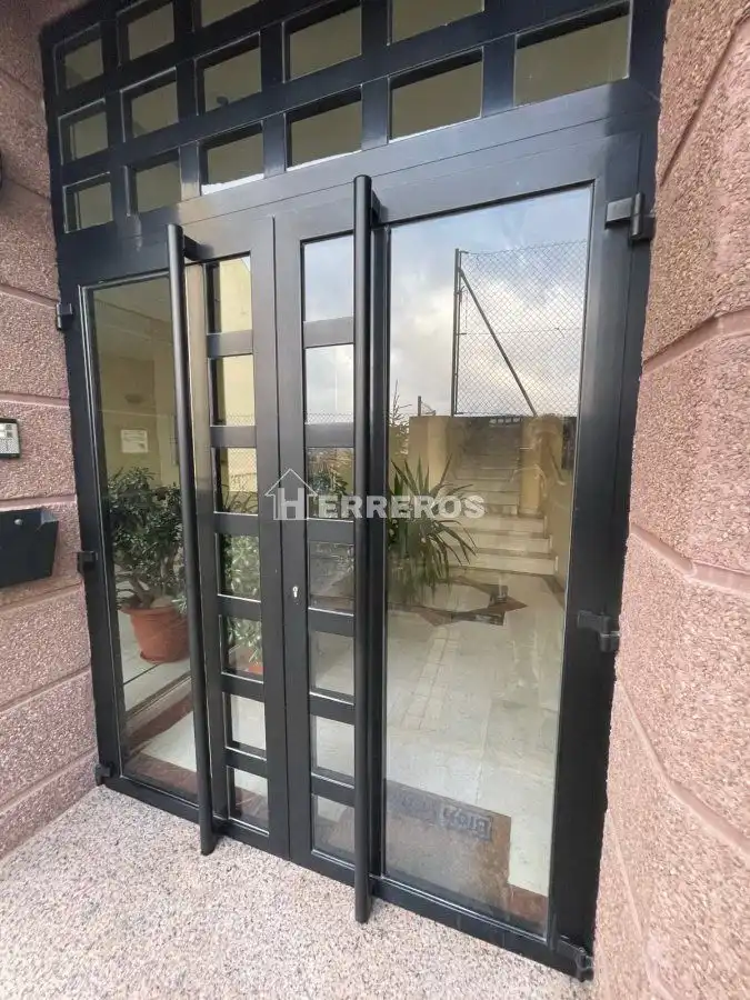Terrassa de Apartament en venda en Albelda de Iregua amb Calefacció i Moblat