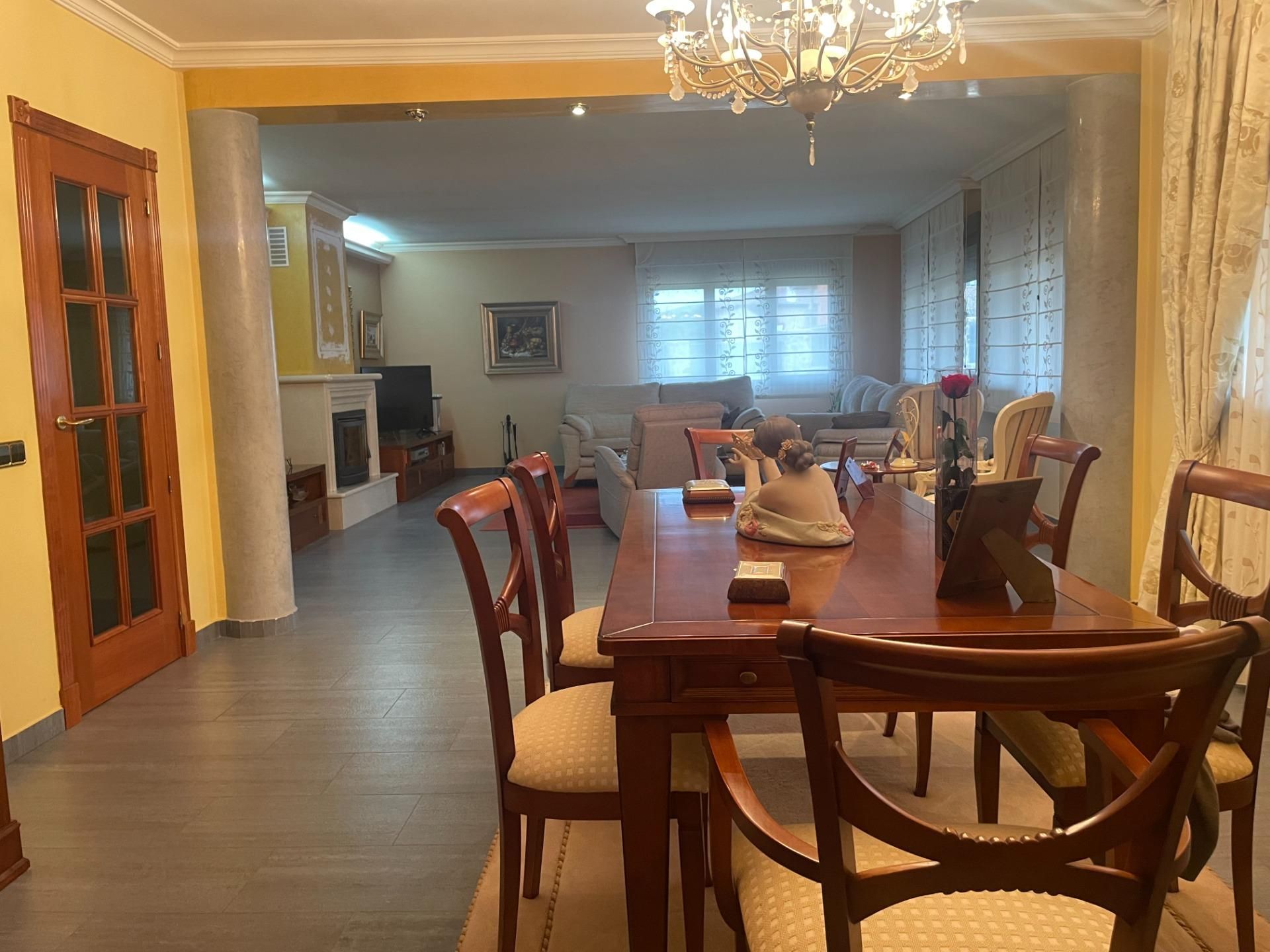 Dining room of House or chalet for sale in La Lastrilla   with Heating, Private garden and Terrace