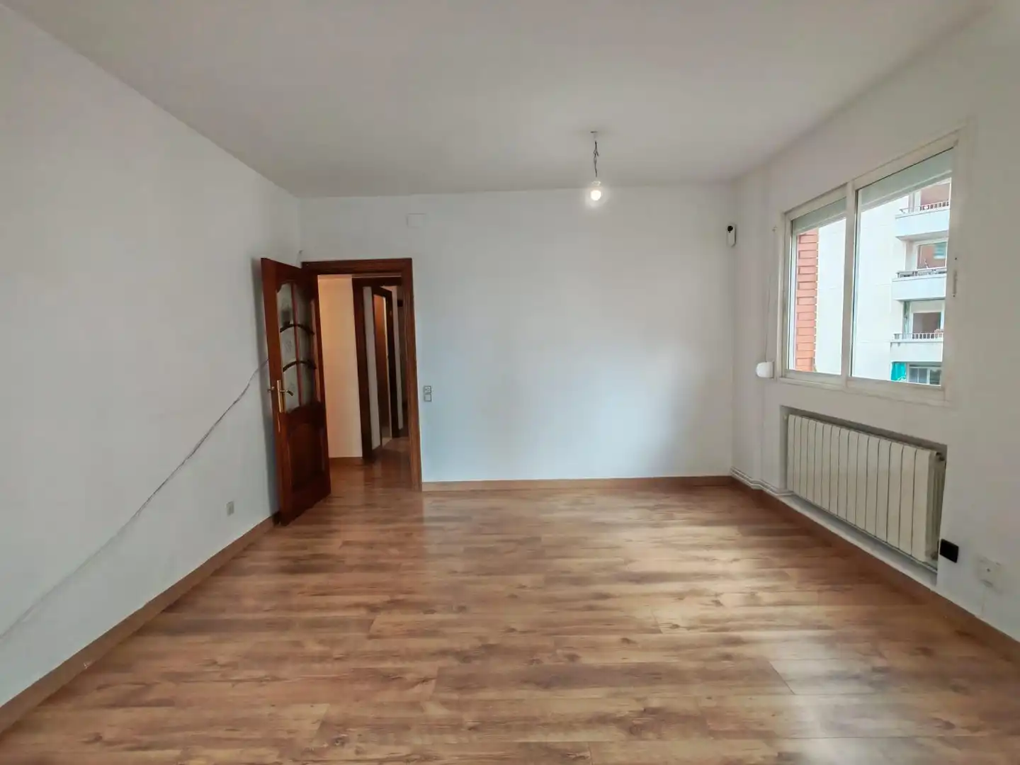 Sala de estar de Apartamento en venta en Barcelona con Calefacción, Parquet y Balcón