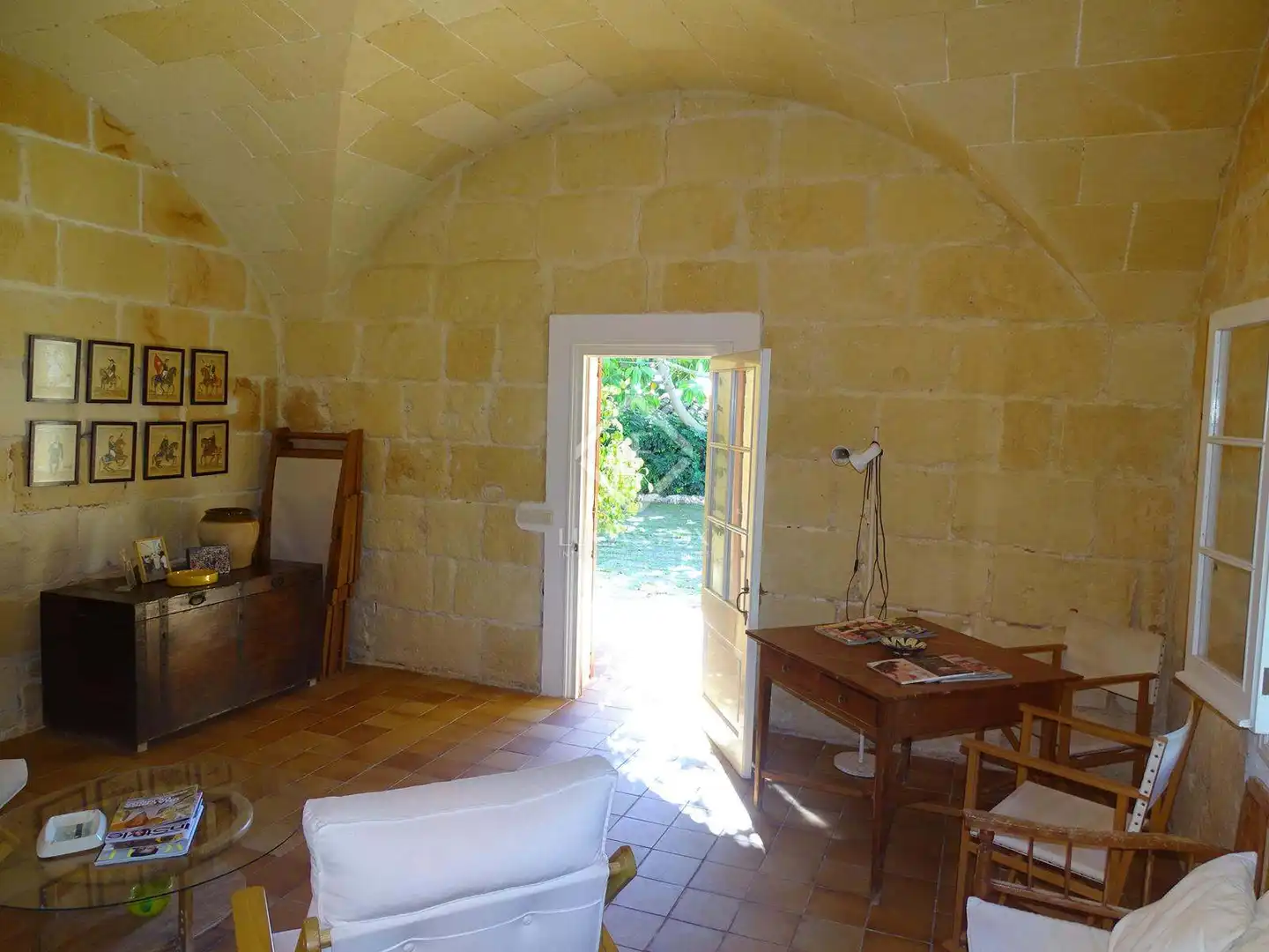 Country homes for sale in Cala Blanca