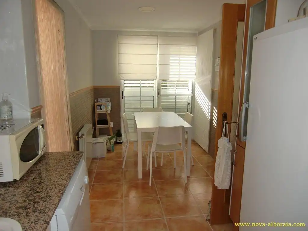 Cocina de Casa adosada en venta en Bétera con Aire acondicionado, Calefacción y Jardín privado