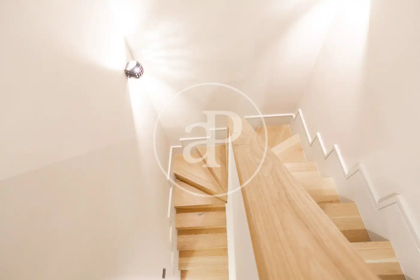 Dúplex en venta en Barcelona con Aire acondicionado, Calefacción y Terraza