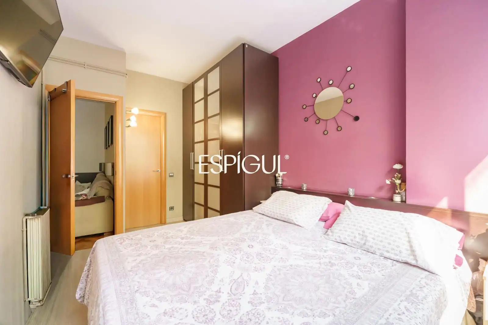 Schlafzimmer von Wohnung zum Verkauf in Barcelona mit Klimaanlage, Heizung und Parkett