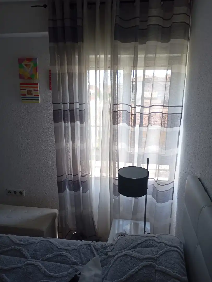 Dormitori de Pis en venda en Córdoba amb Aire condicionat, Moblat i Balcó