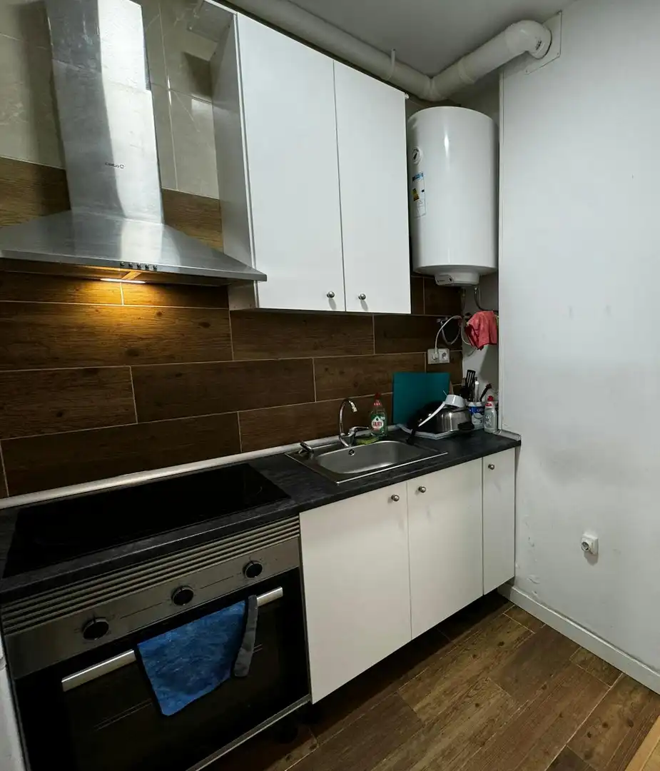 Cocina de Piso para compartir en Madrid con Aire acondicionado, Calefacción y Lavadora