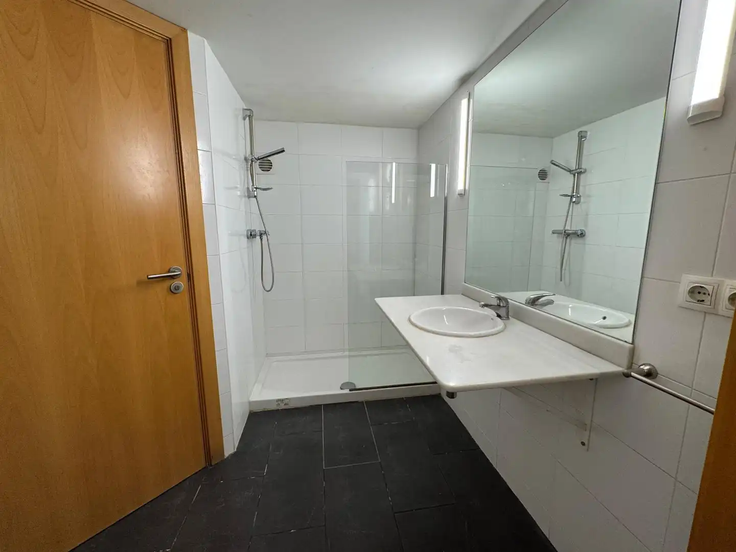 Bany de Loft de lloguer en Barcelona amb Aire condicionat, Moblat i Balcó
