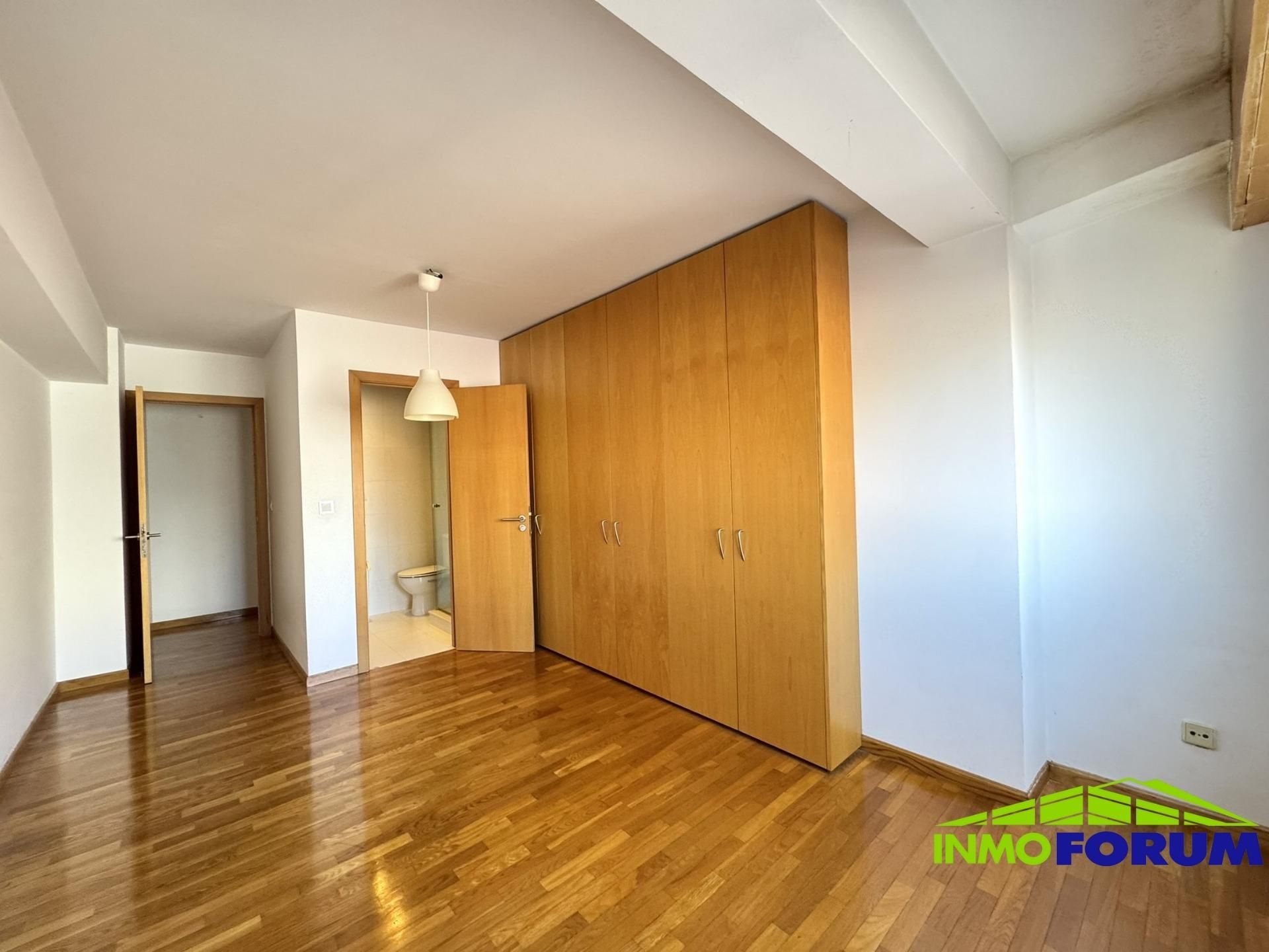 Bedroom of Flat for sale in A Coruña Capital   with Heating and Parquet flooring