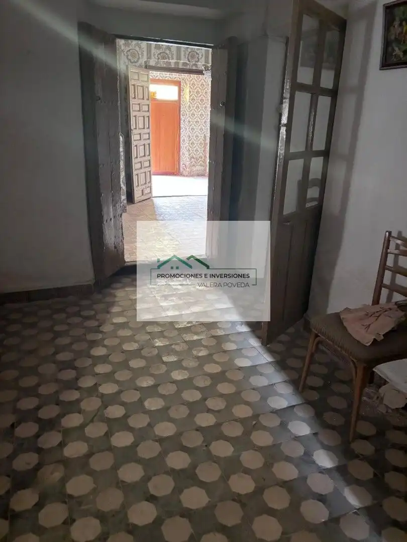 Houses for sale in El Peral  