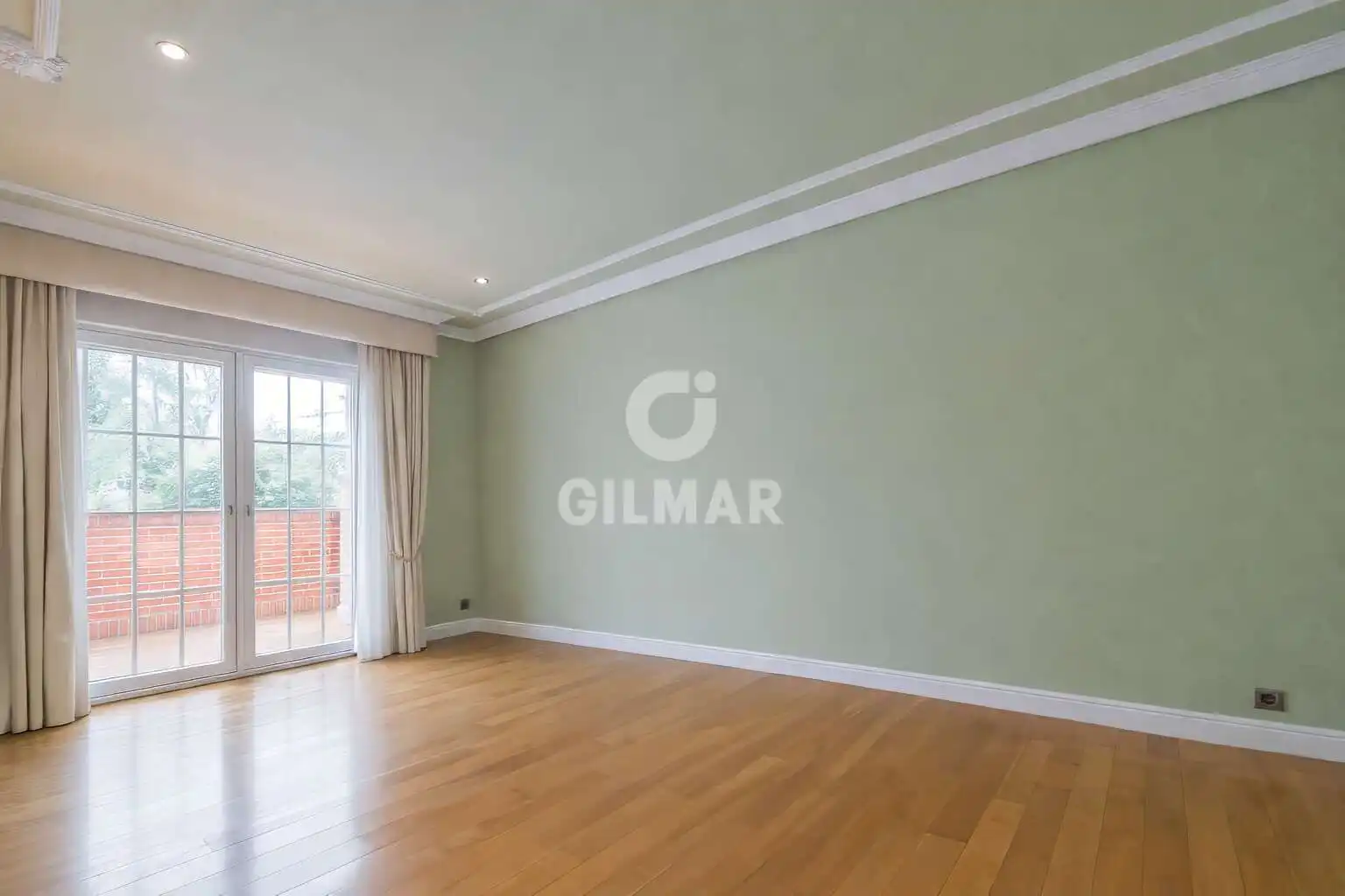 Bedroom of Houses for sale in Pozuelo de Alarcón  with Heating, Private garden and Swimming Pool