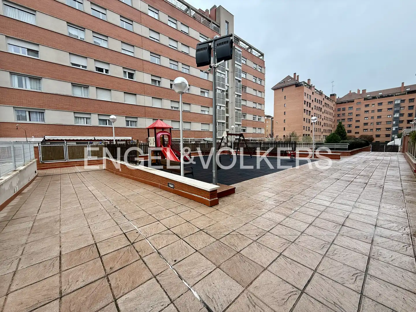 Terrassa de Pis de lloguer en Madrid amb Aire condicionat, Calefacció i Parquet
