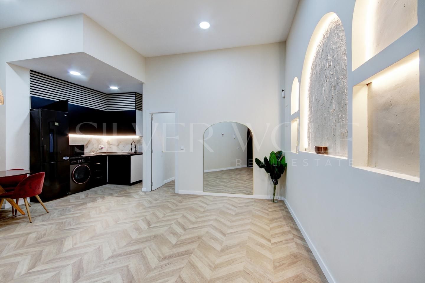 Planta baixa en venda en Sant Boi de Llobregat amb Parquet i Alarma