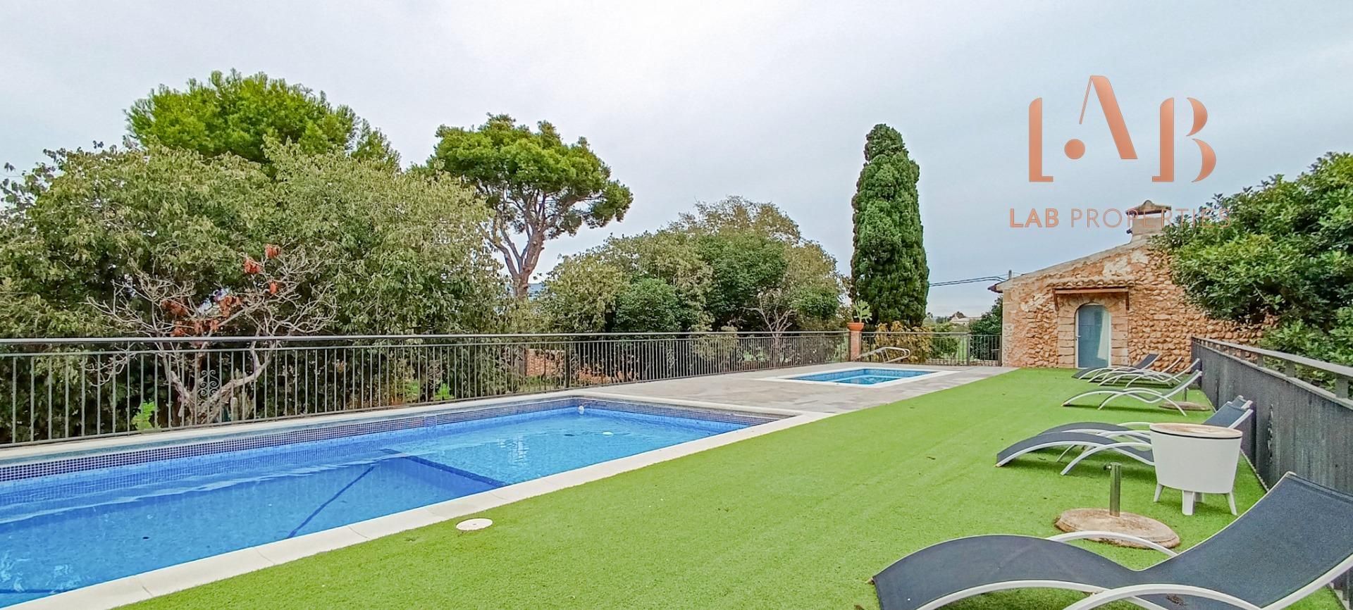 Piscina de Finca rústica de lloguer en Marratxí amb Aire condicionat, Calefacció i Jardí privat