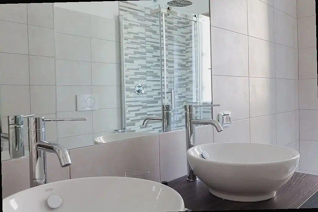 Badezimmer von Wohnung zur Miete in Casco Antiguo 