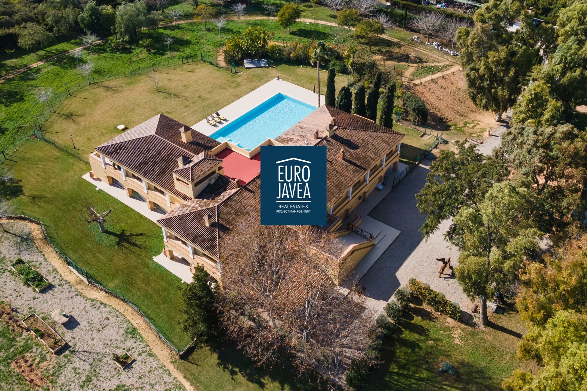 Vista exterior de Casa o xalet en venda en Jávea / Xàbia amb Aire condicionat, Jardí privat i Terrassa