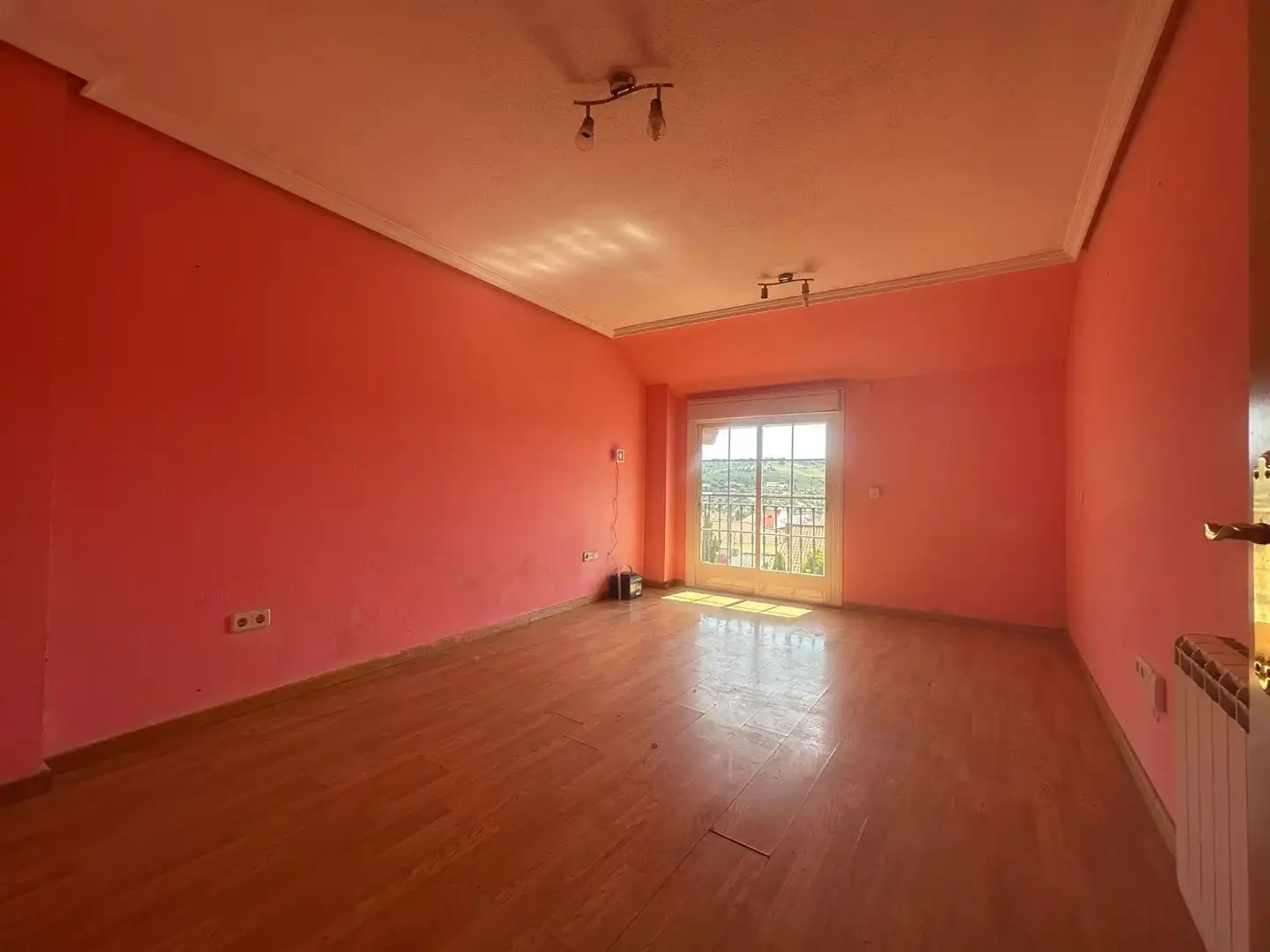Sala de estar de Piso en venta en Valdilecha con Balcón