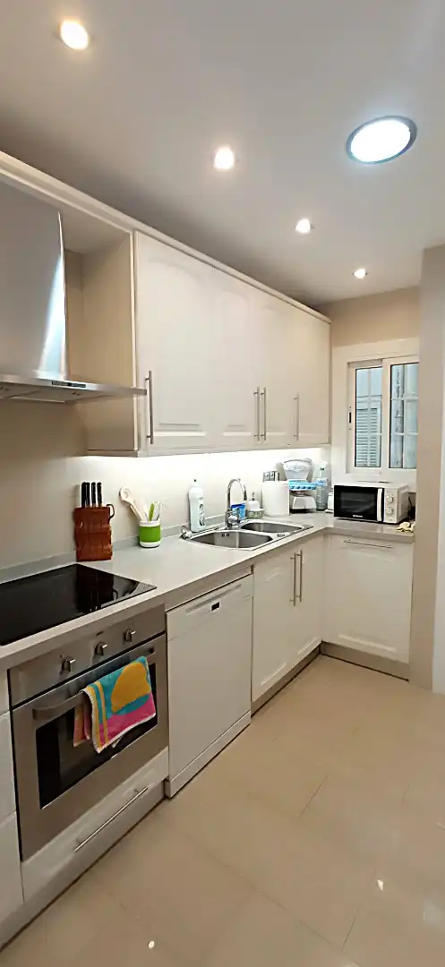 Cocina de Piso en venta en Cerdanyola del Vallès con Calefacción y Balcón