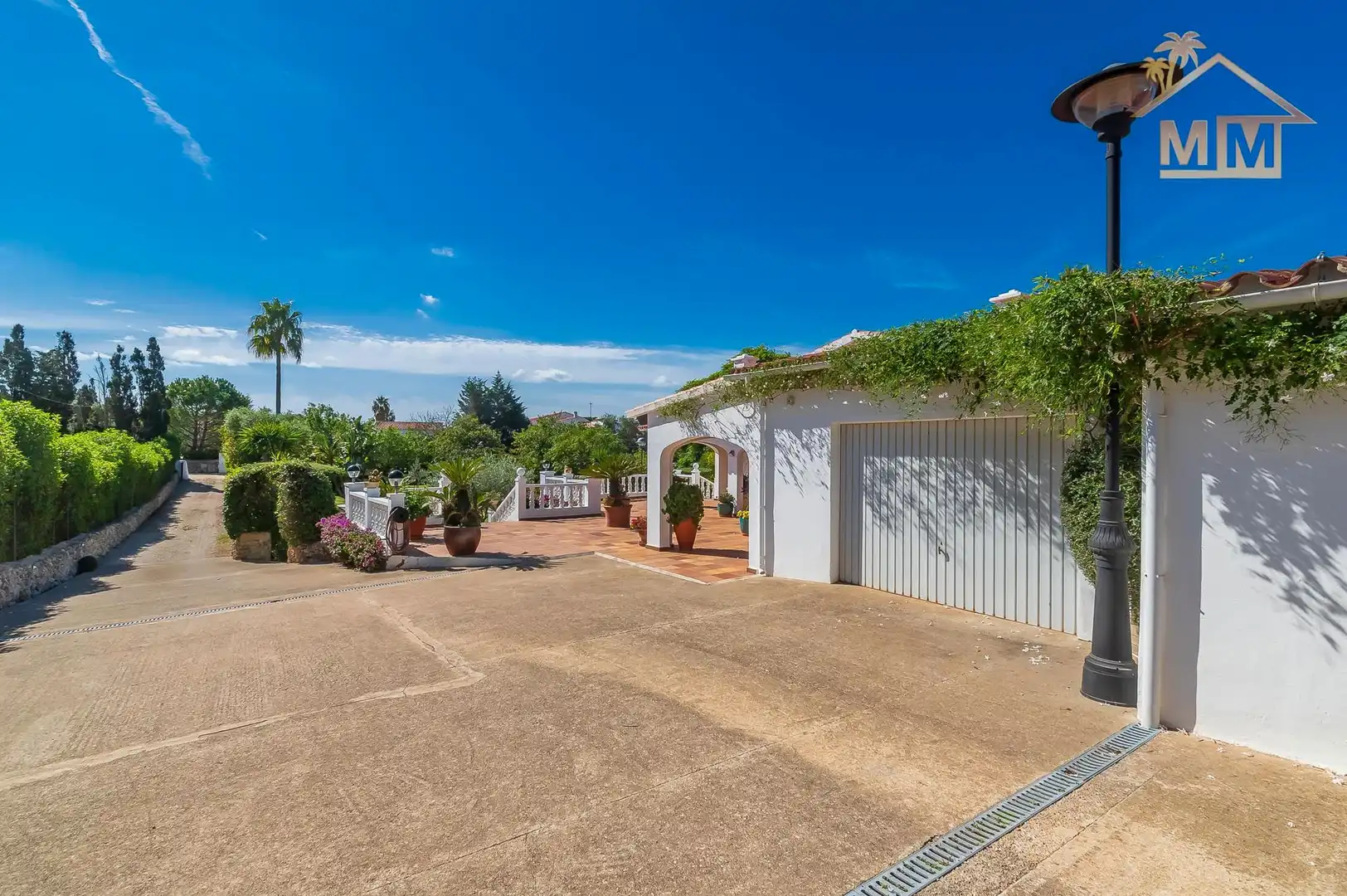 Vista exterior de Casa o xalet en venda en Alaior amb Aire condicionat, Calefacció i Jardí privat