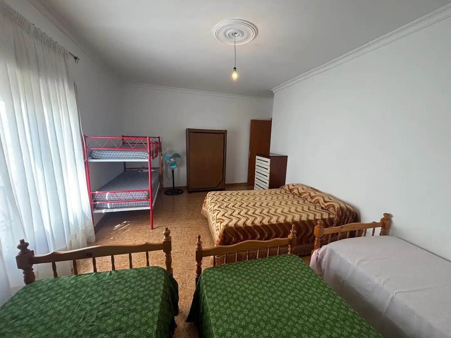 Dormitori de Casa adosada en venda en Sorvilán