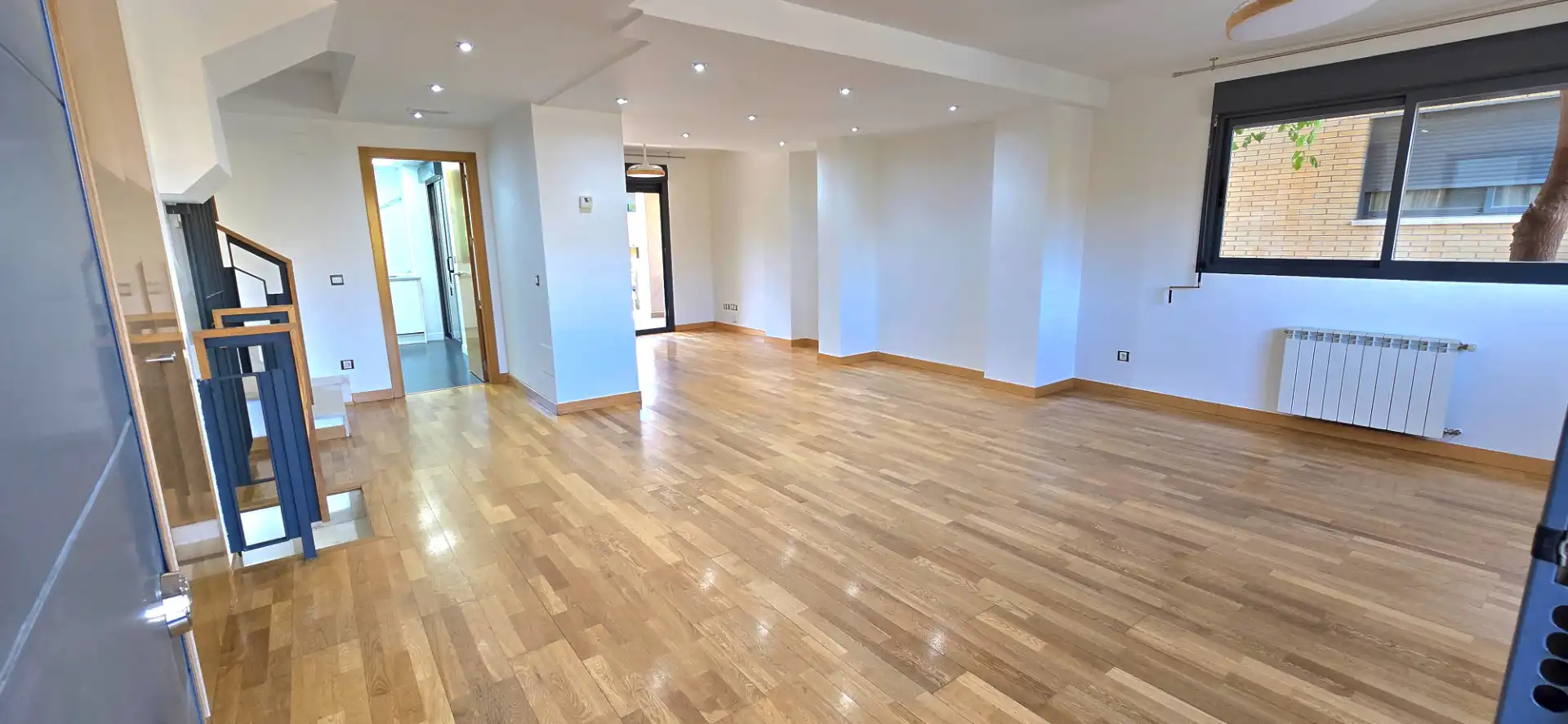 Casa pareada con piscina en venta en Calle de Ibiza, imagen 8
