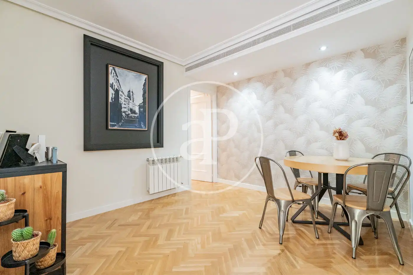 Außenansicht von Wohnung zum Verkauf in Pozuelo de Alarcón mit Klimaanlage, Heizung und Privatgarten
