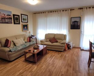 Living room of Single-family semi-detached for sale in Monfarracinos  with Heating, Private garden and Parquet flooring