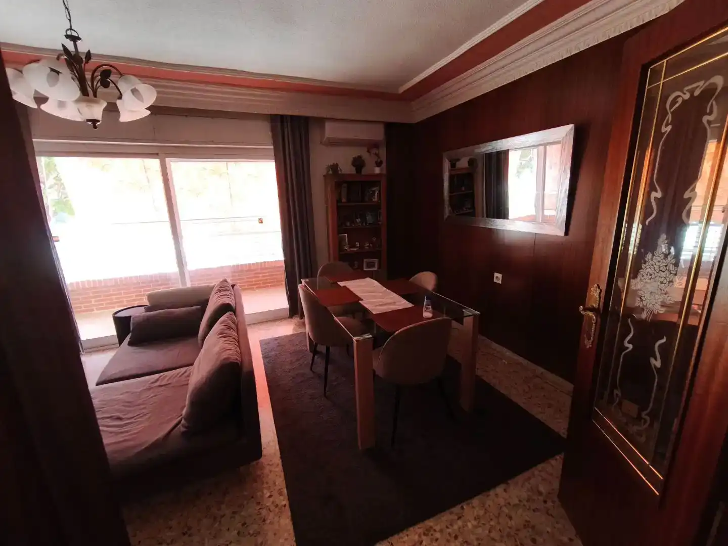 Comedor de Piso para compartir en Las Trescientas - San Francisco - Ciudad Vergel  