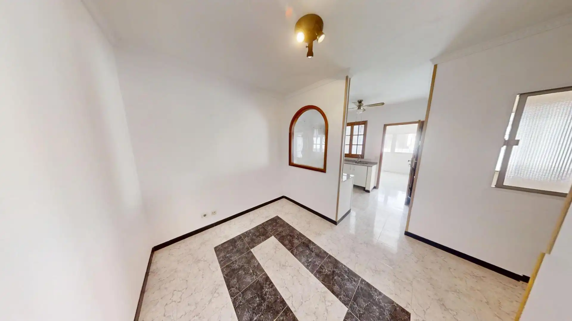 Casa adosada en venda en Ingenio amb Terrassa, Traster i Balcó