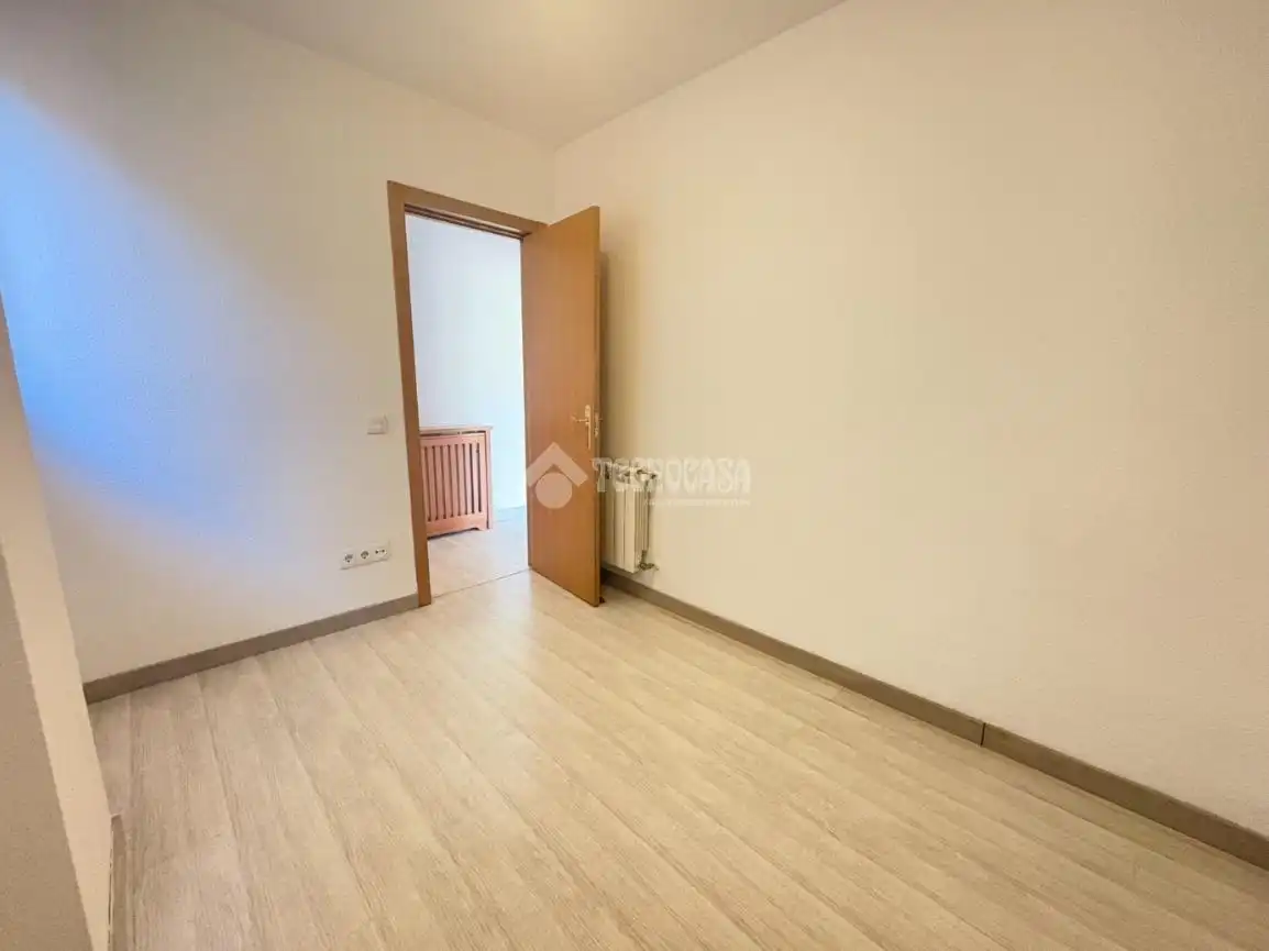 Bedroom of Flat for sale in Boadilla del Monte  with Terrace, Storage room and Community pool