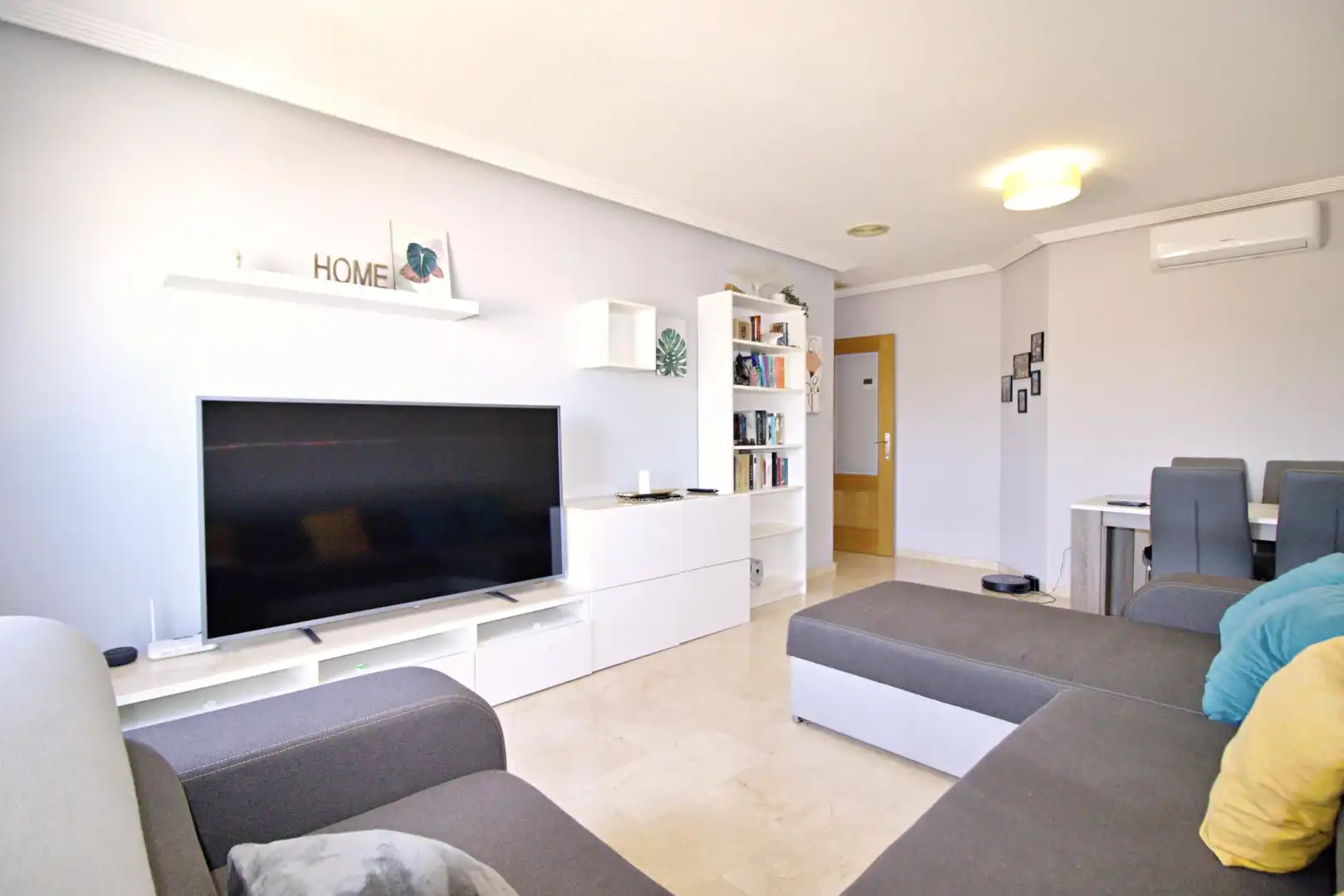 Living room of Flat for sale in Elche / Elx  with Air Conditioner and Alarm