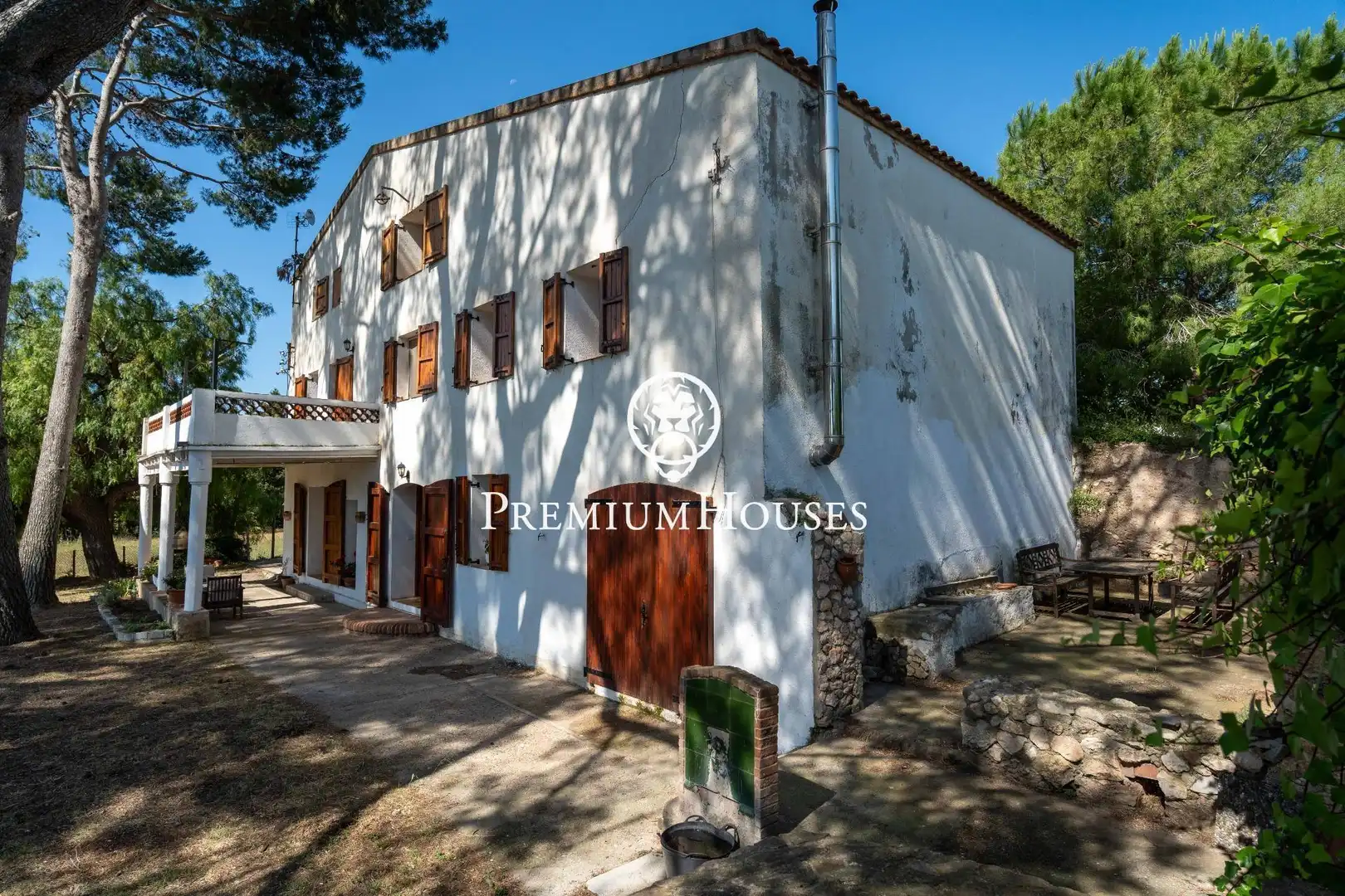 Vista exterior de Finca rústica en venda en Vallmoll amb Calefacció, Terrassa i Traster