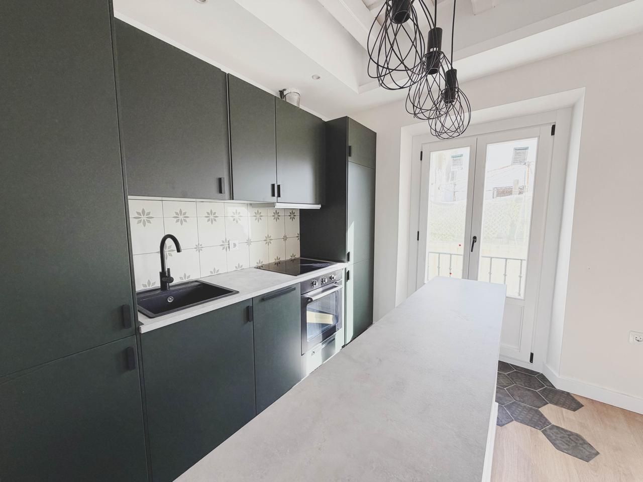 Cuina de Apartament en venda en  Cádiz Capital amb Balcó