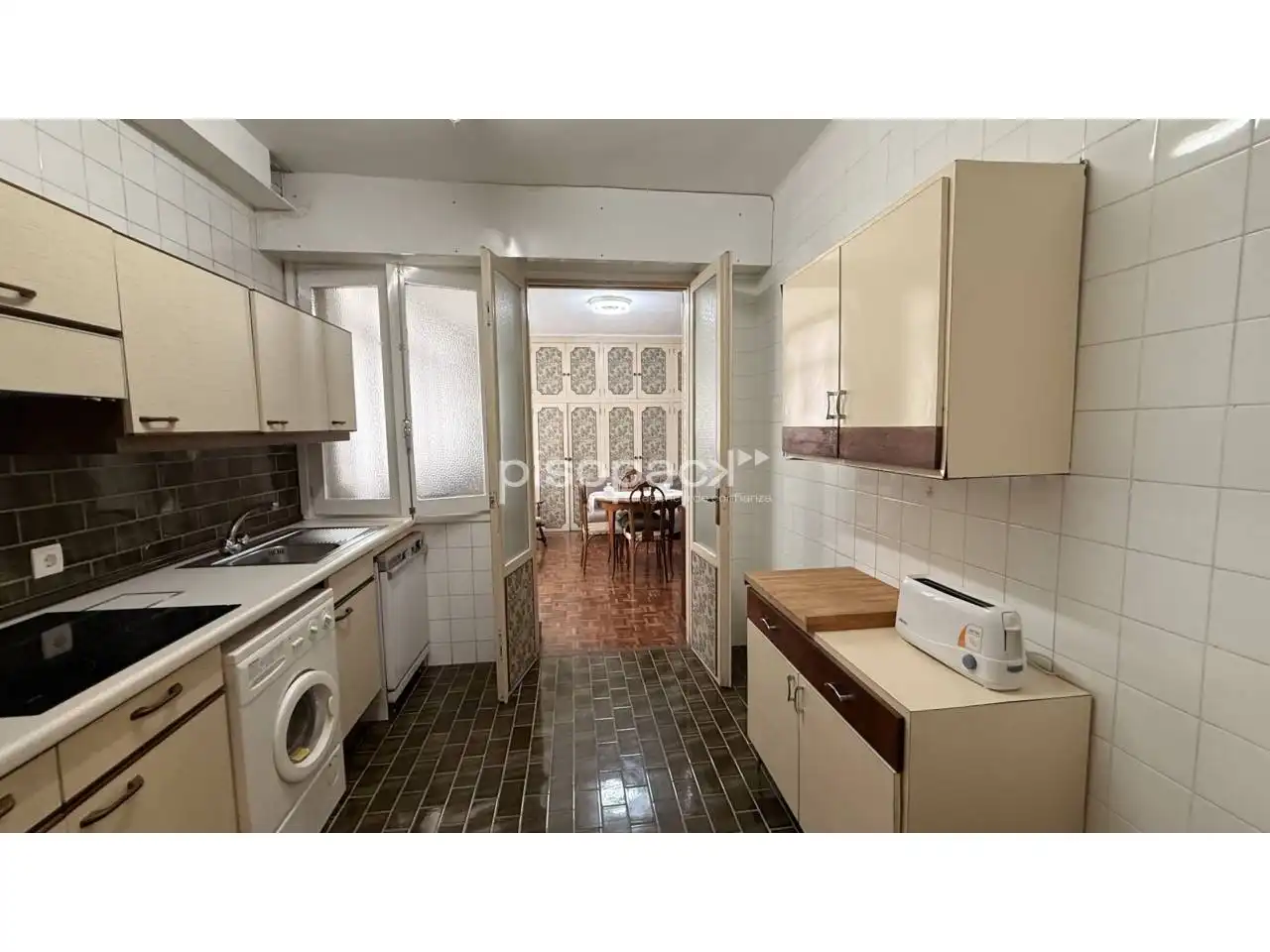 Kitchen of Flat for sale in  Pamplona / Iruña  with Heating, Parquet flooring and Storage room