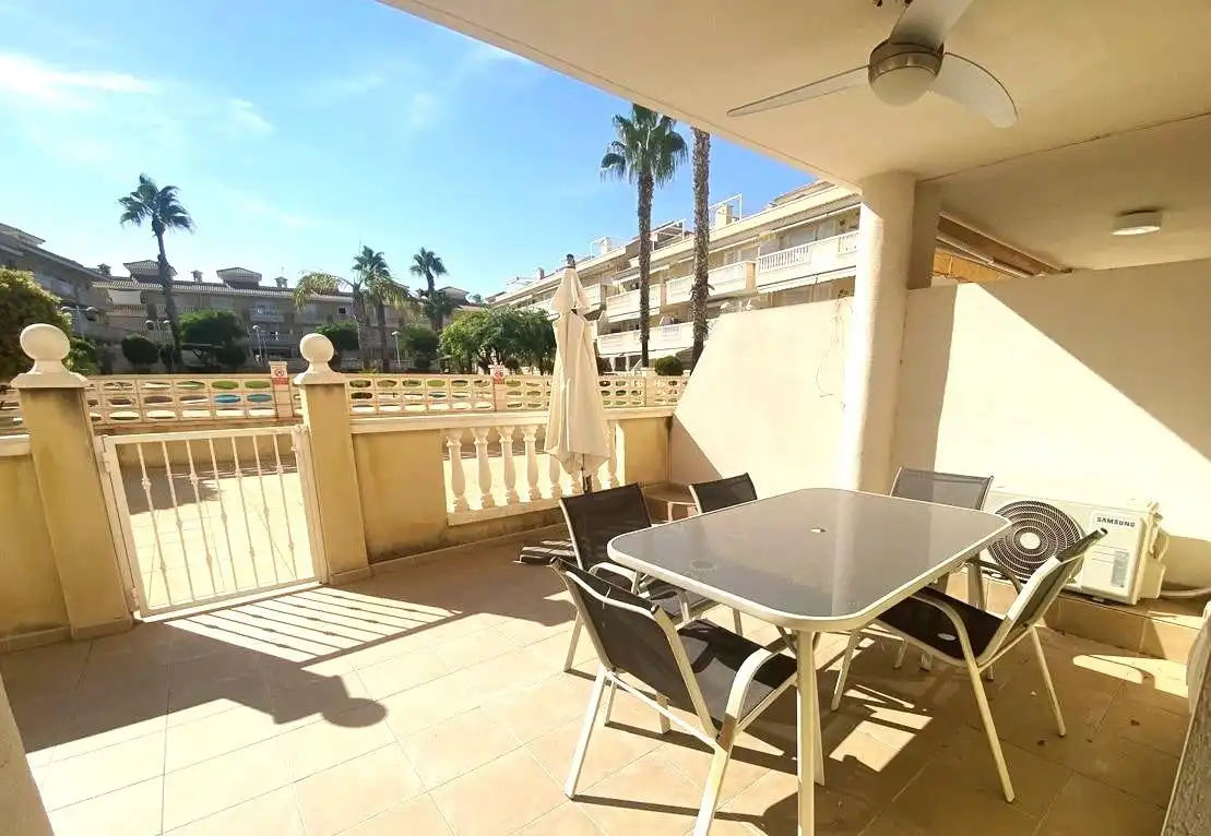Flat with terrace for sale in Gran Alacant, imagen 3