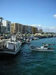 Vista exterior de Edificio en venta en Algeciras
