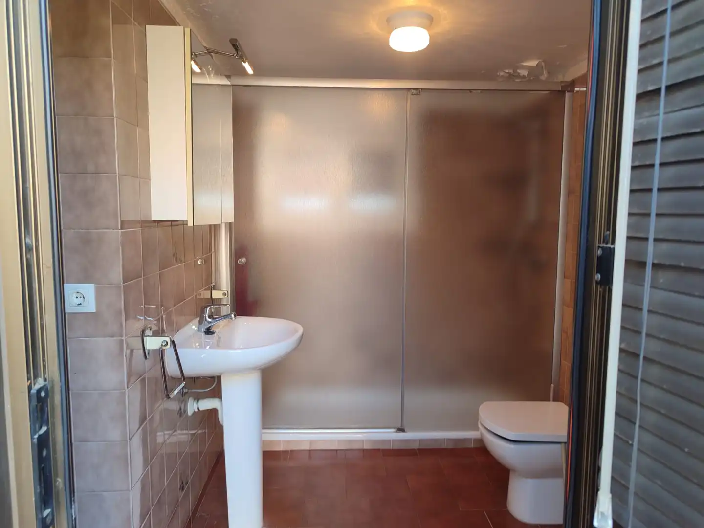 Bathroom of Houses for sale in Cantallops  with Heating, Terrace and Oven
