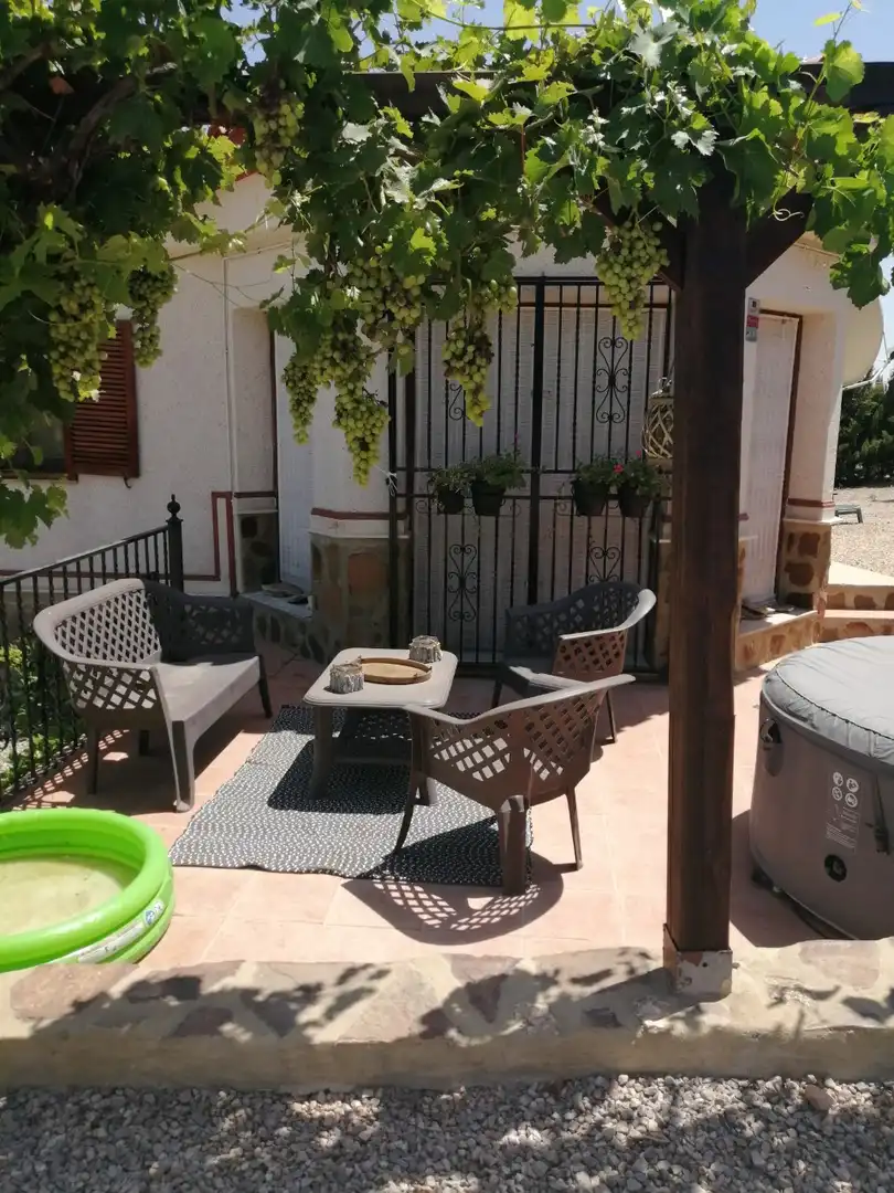 Terraza de Finca rústica en venta en Jarafuel con Calefacción, Jardín privado y Amueblado