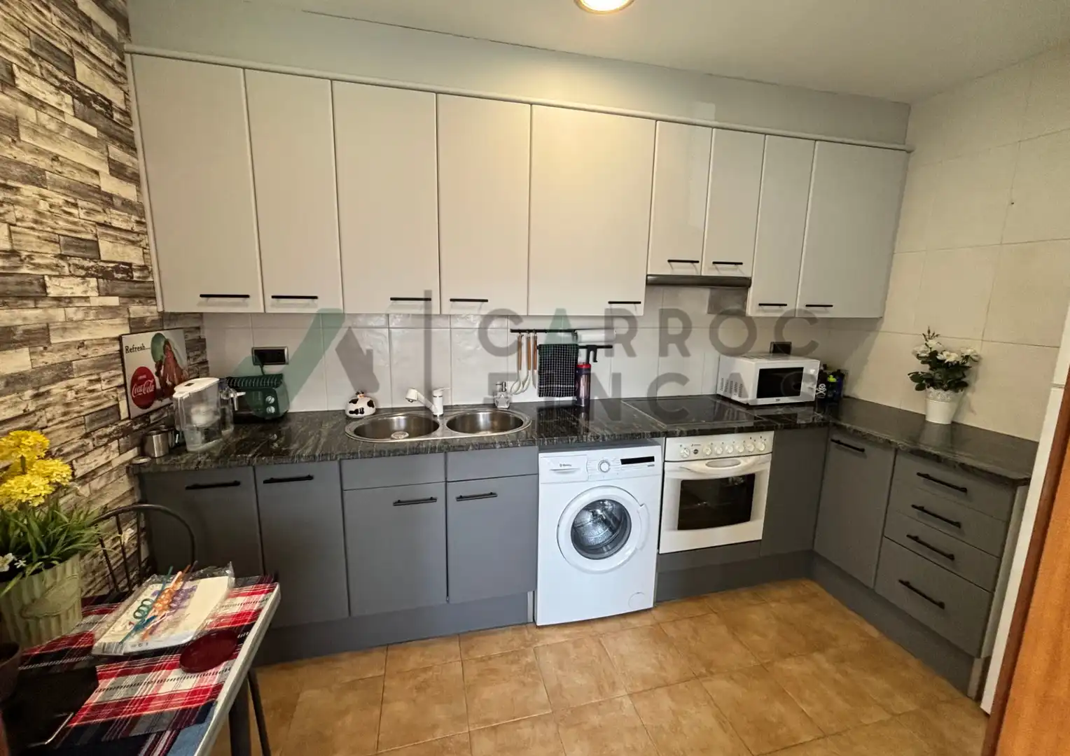 Cocina de Piso en venta en Sant Joan de les Abadesses con Calefacción, Amueblado y Horno