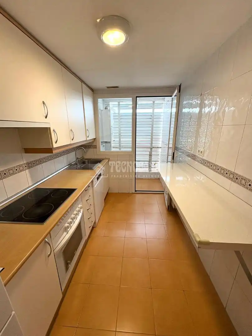 Cocina de Piso en venta en Valdemoro con Parquet y Trastero