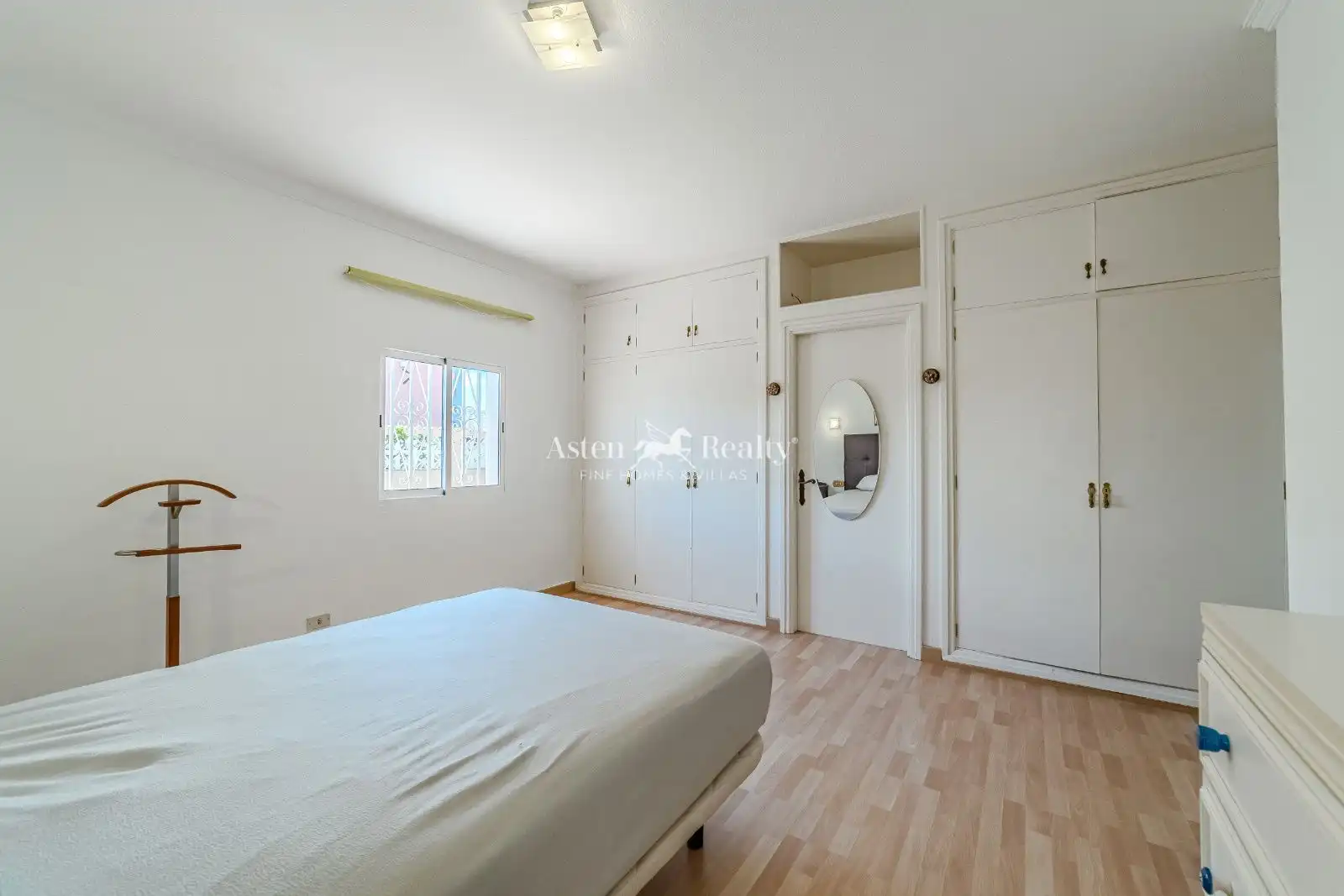 Bedroom of Houses for sale in San Cristóbal de la Laguna  with Terrace, Furnished and Alarm