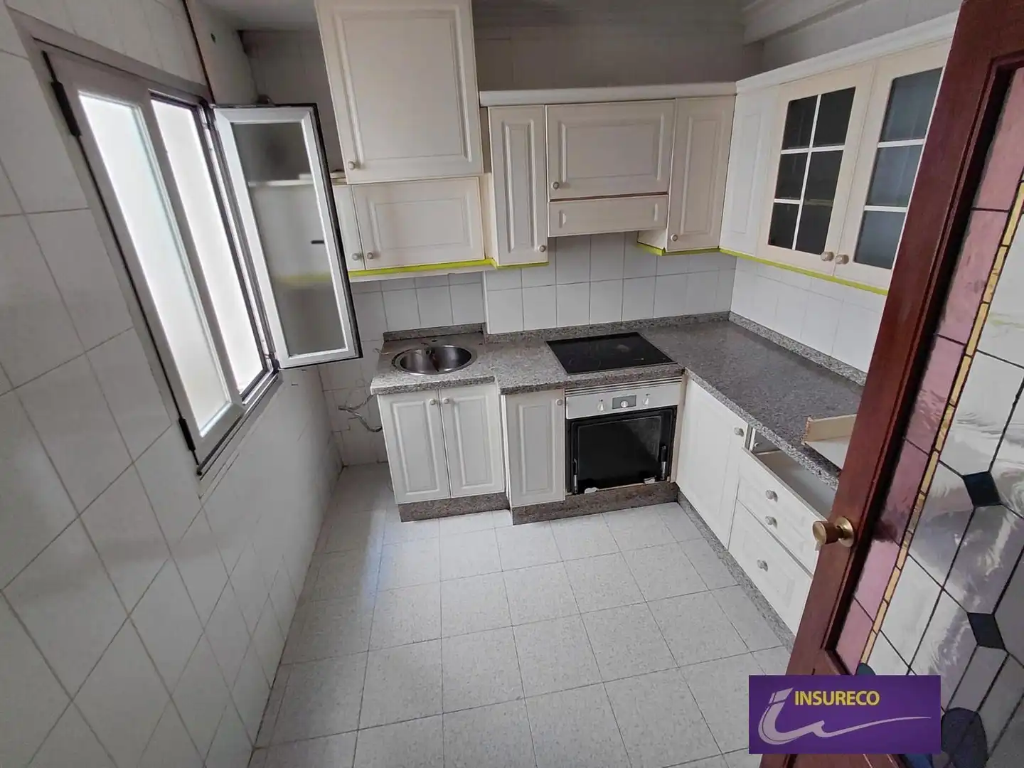 Küche von Wohnung zum Verkauf in León Capital 