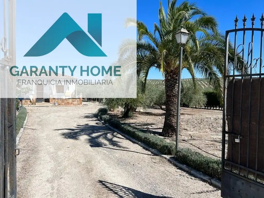 Finca rústica en venta en Martos con Aire acondicionado, Calefacción y Jardín privado