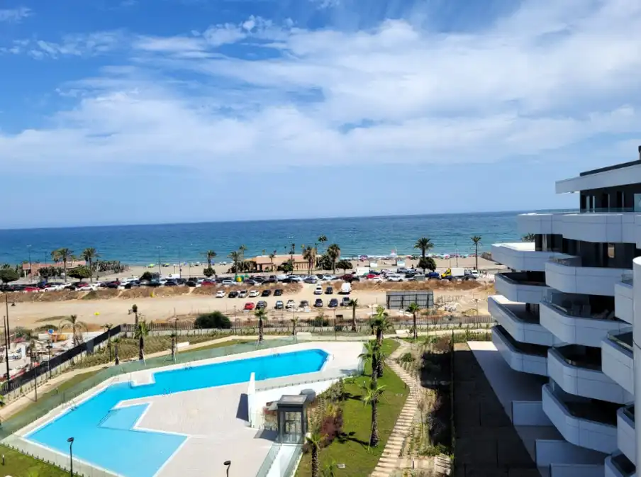 Piscina de Ático en venta en Torremolinos con Aire acondicionado, Terraza y Trastero