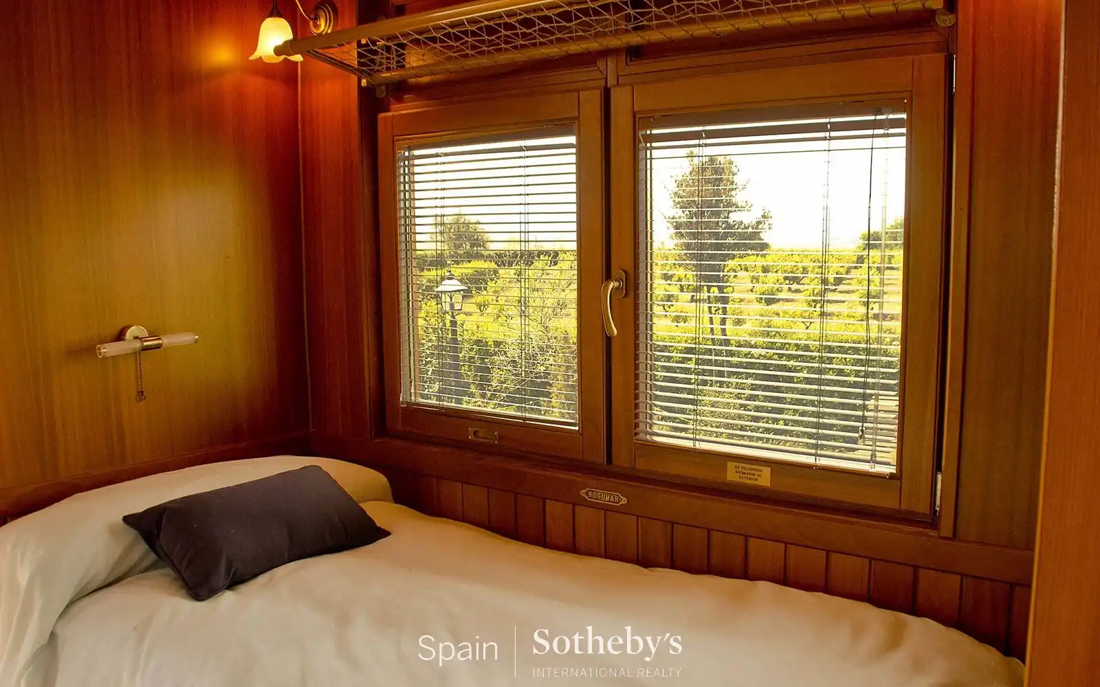 Schlafzimmer von Residential zum Verkauf in Villalba de Rioja