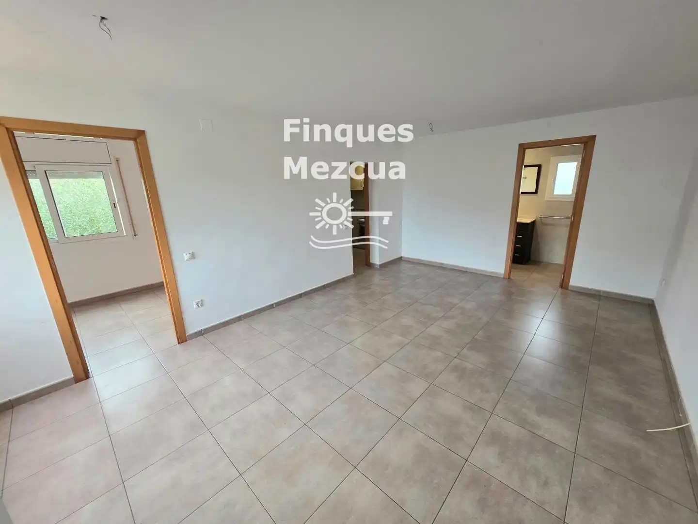 Sala de estar de Casa adosada en venta en Els Munts