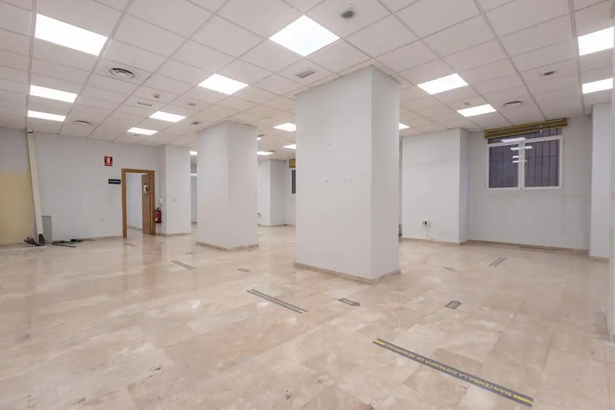 Local comercial de lloguer a Centro, imagen 5