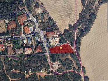 Terreny rústic en venda a Los Robles