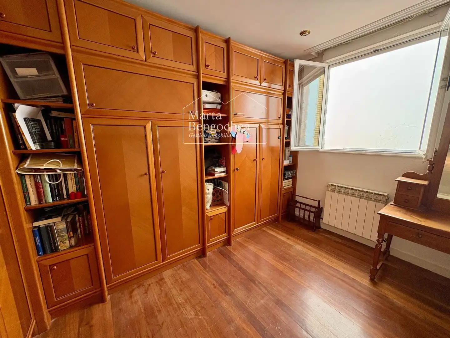 Habitación de Piso en venta en Vitoria - Gasteiz con Calefacción y Trastero