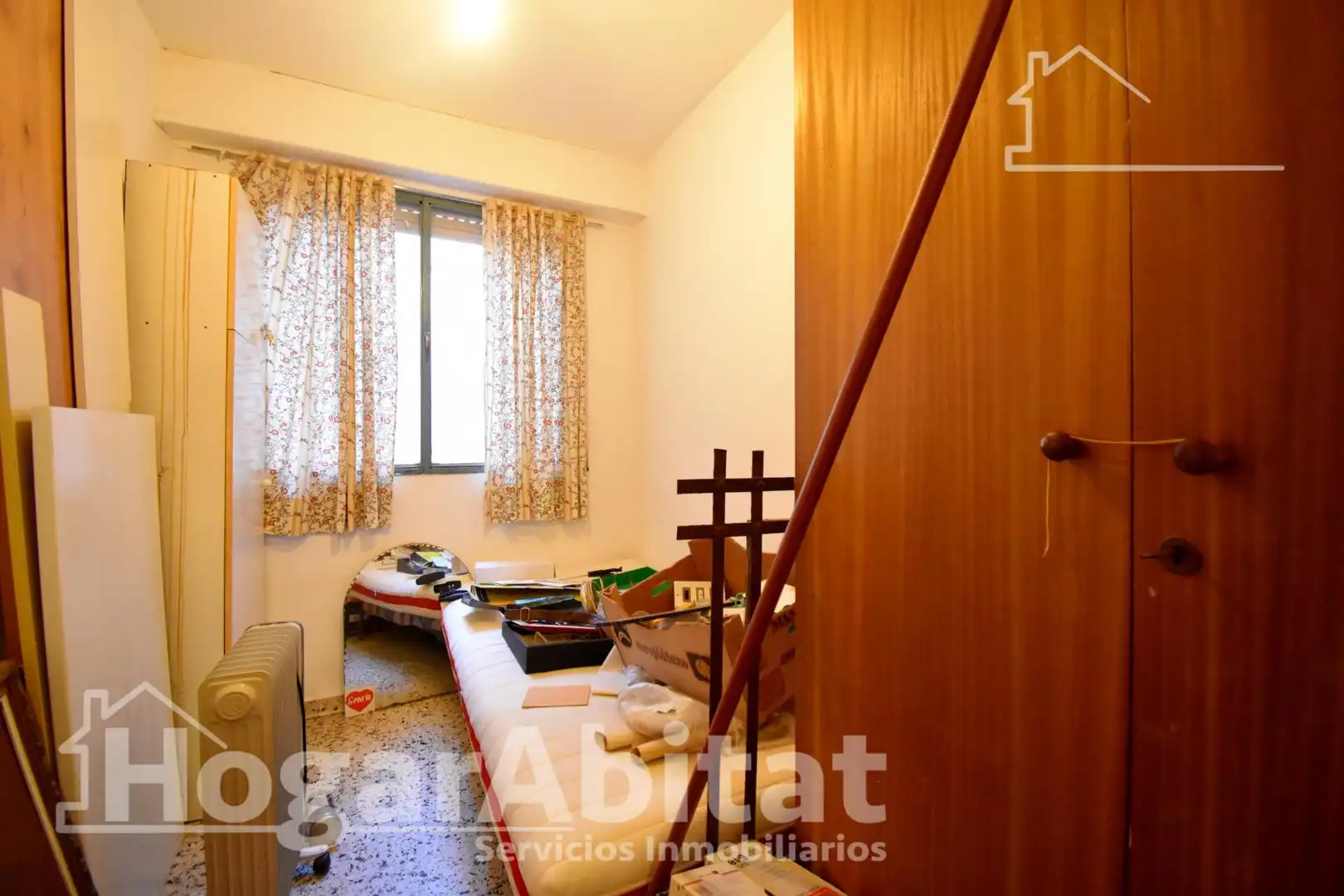 Bedroom of Flat for sale in Gandia  with Furnished