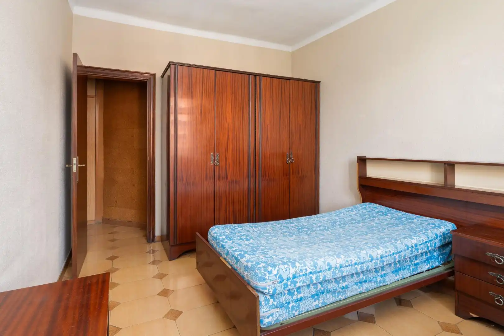 Schlafzimmer von Wohnung zum Verkauf in Barcelona mit Heizung und Alarm