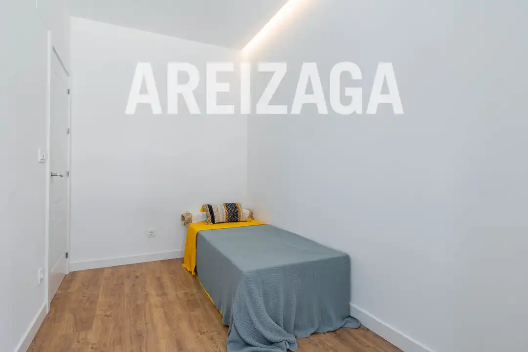 Piso en venta en Donostia - San Sebastián  con Calefacción, Terraza y Balcón